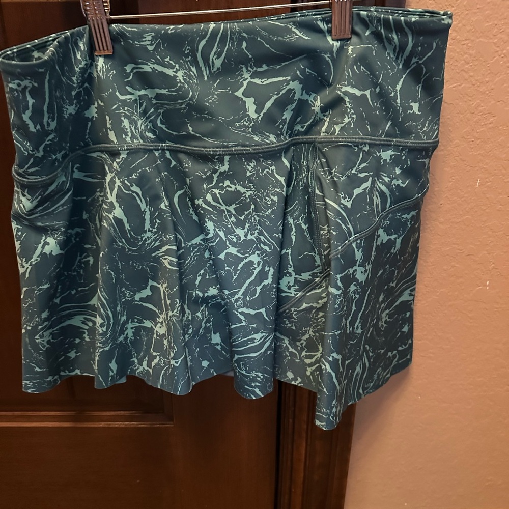 Athleta shirt, brand new with out tags